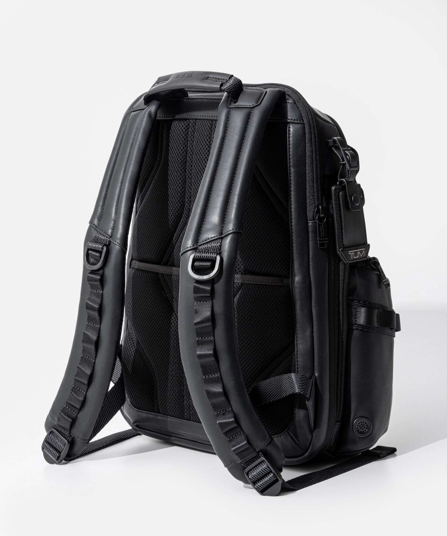 トゥミ TUMI トゥミ TUMI ALPHA BRAVO アルファ ブラボー Navigation Backpack ナヴィゲーション バックパック 0232793D 142479 1041 （ブラック） ブラック