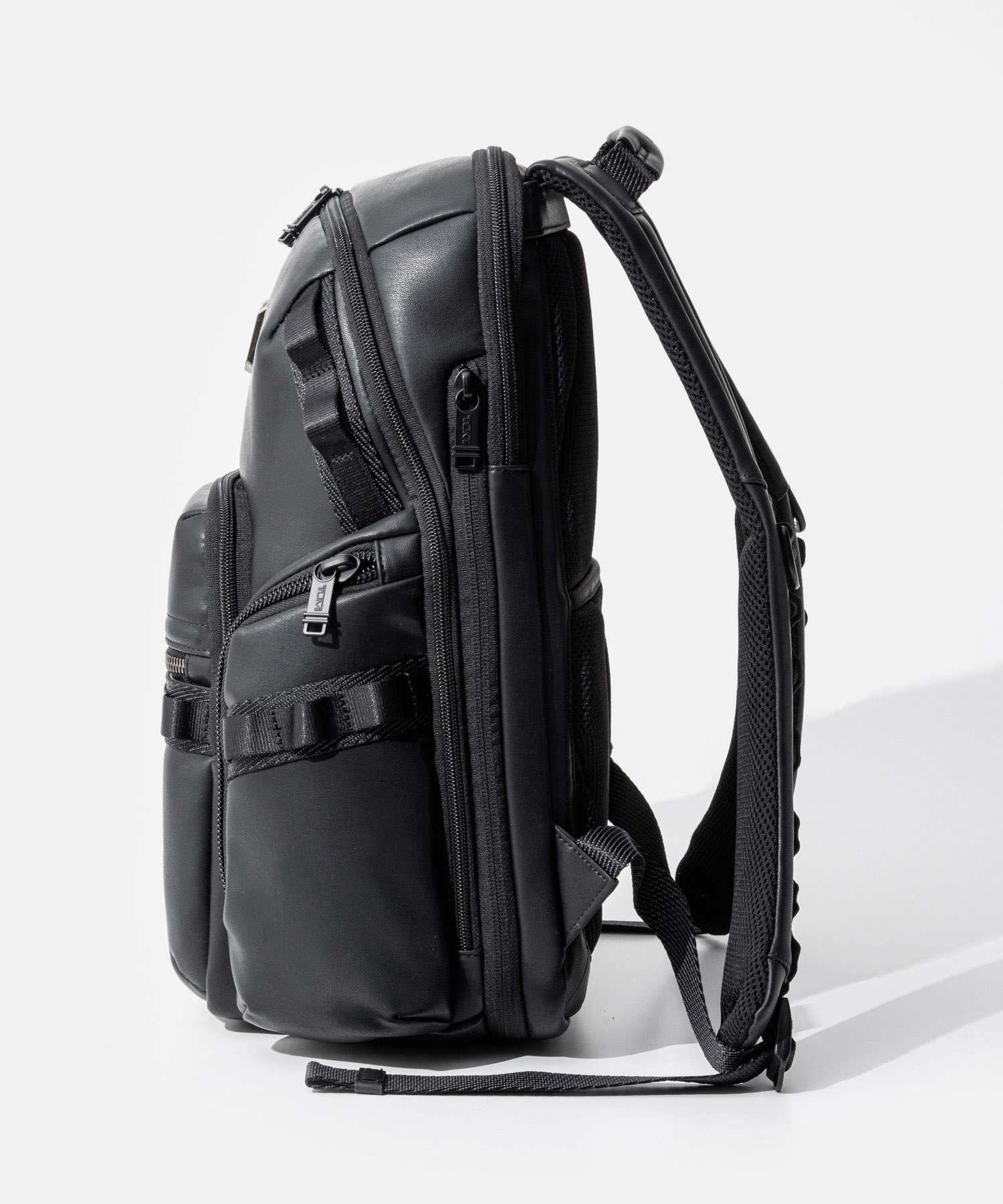 トゥミ TUMI トゥミ TUMI ALPHA BRAVO アルファ ブラボー Navigation Backpack ナヴィゲーション バックパック 0232793D 142479 1041 （ブラック） ブラック