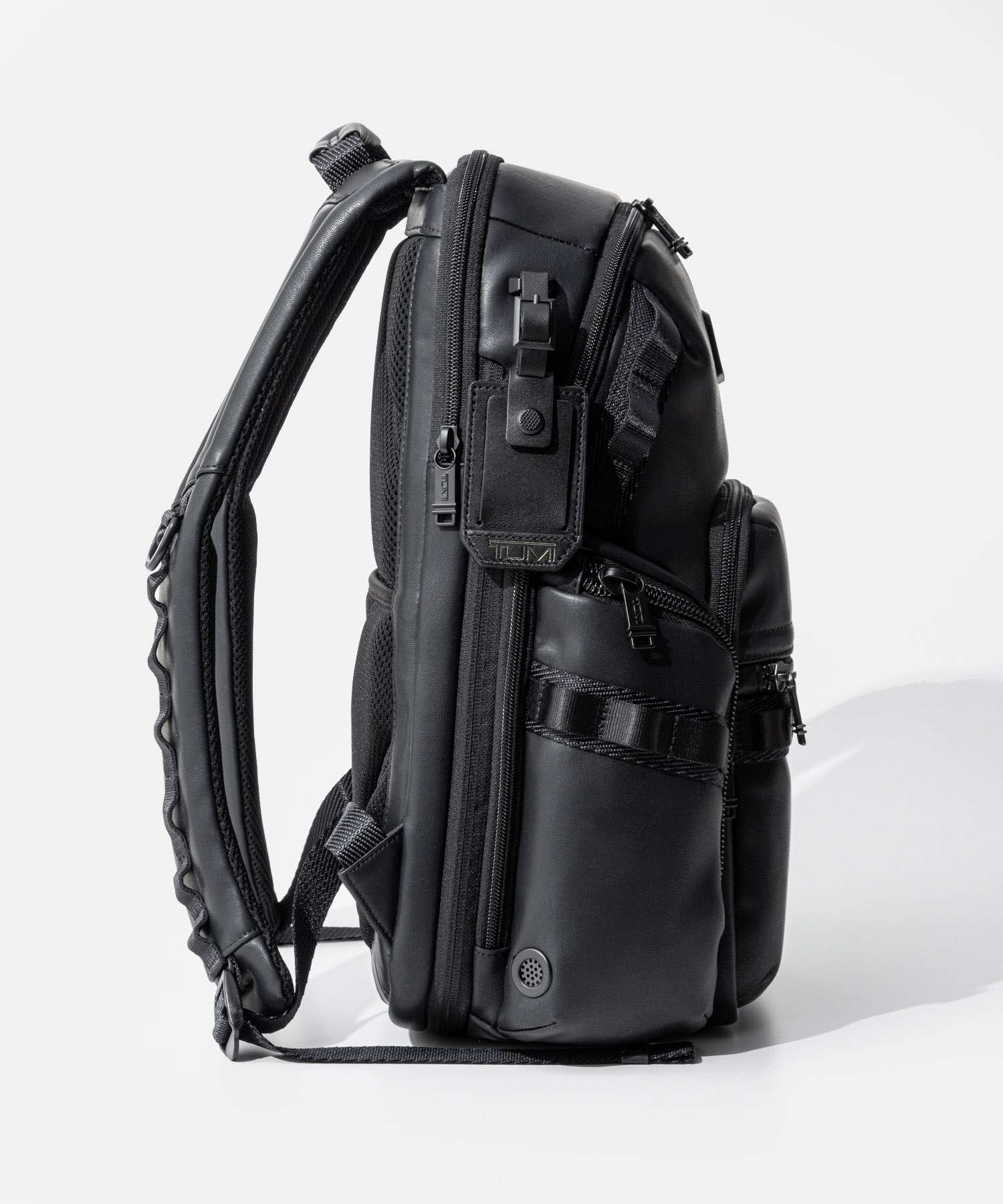 トゥミ TUMI トゥミ TUMI ALPHA BRAVO アルファ ブラボー Navigation Backpack ナヴィゲーション バックパック 0232793D 142479 1041 （ブラック） ブラック