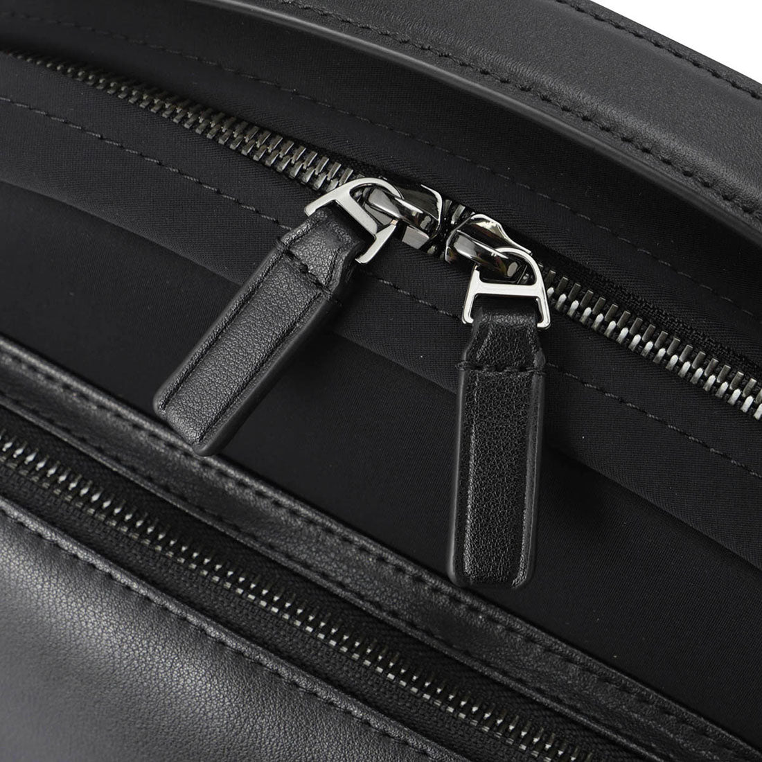 トゥミ TUMI リュックサック ハリソン BRADNER BACKPACK 6602011DD/144562 1050 BLACK （ブラック） ブラック