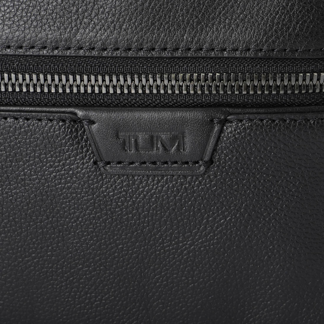 トゥミ TUMI ブリーフケース ハリソン AVONDALE TOP ZIP BRIEF 6302052DP/148629 1041 BLACK （ブラック） ブラック