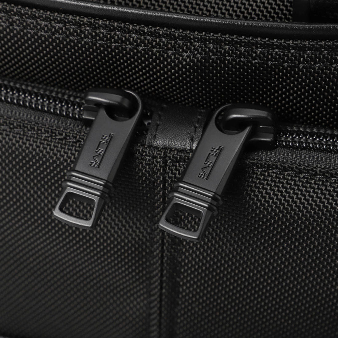 トゥミ TUMI ブリーフケース アルファ オーガナイザー・ポートフォリオ・ブリーフ 2603108D3/117300 1041 BLACK （ブラック） ブラック