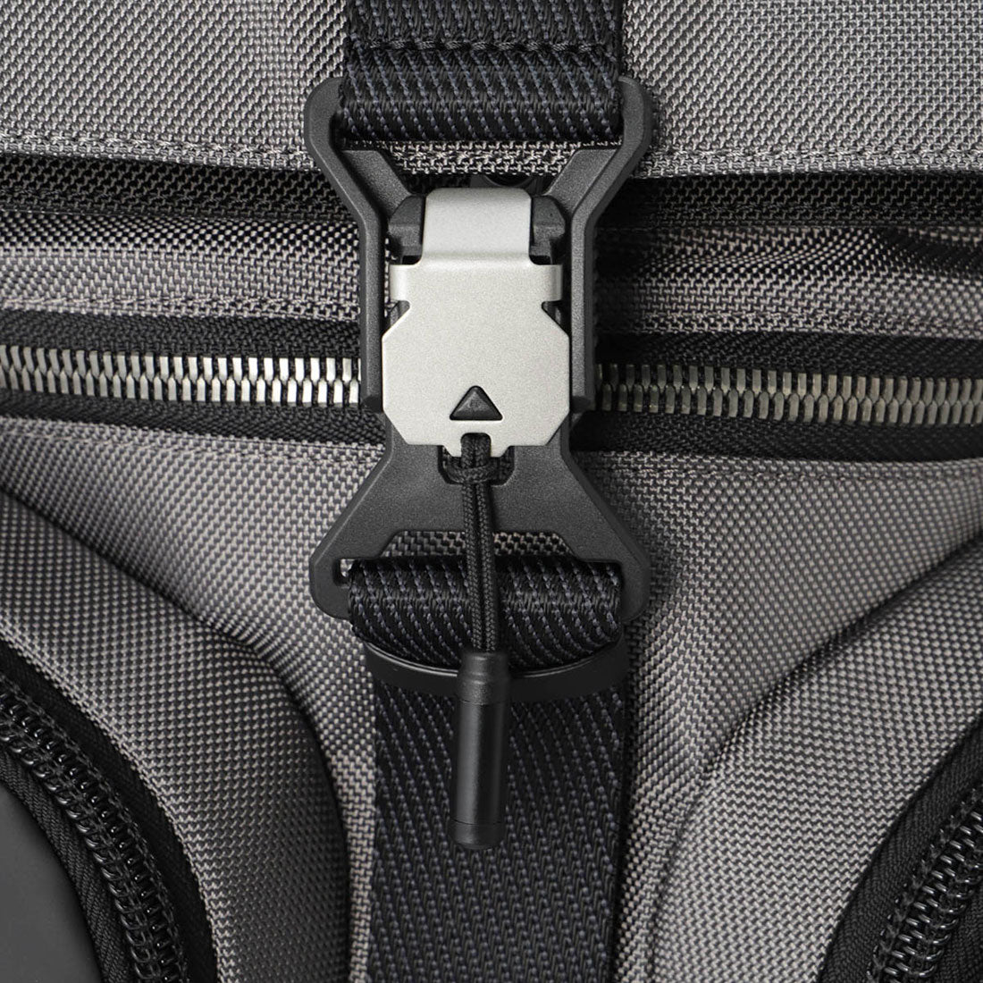 トゥミ TUMI リュックサック アルファブラボー LOGISTICS BACKPACK 232759CH/142481 1174 CHARCOAL （チャコール） チャコール