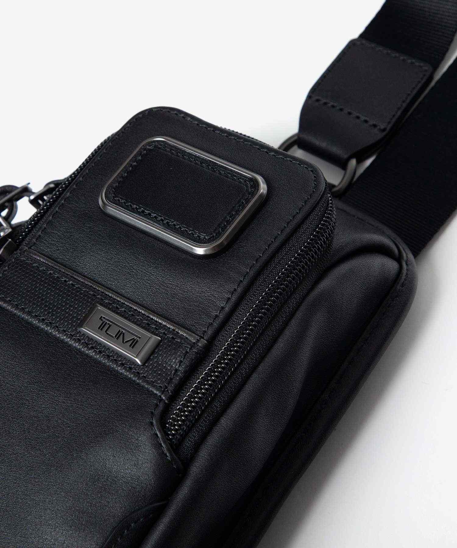Tumi TUMI TUMI Alpha Alpha COMPACT SLING Compact Sling 09603585DL3 150