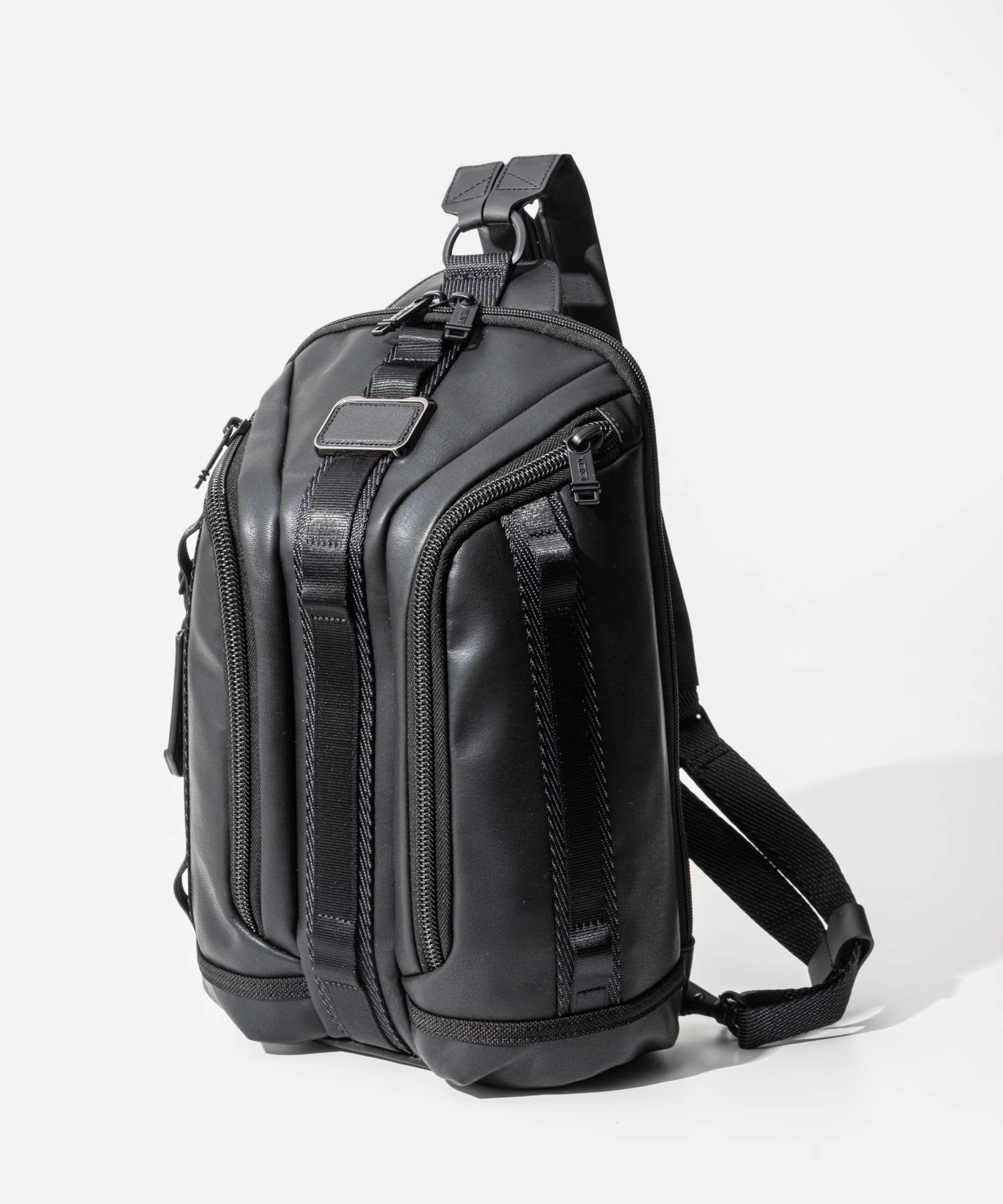 トゥミ TUMI トゥミ TUMI ALPHA BRAVO アルファブラボー KNIGHT SLING ナイト スリング 0932743DL 156499 ショルダーバッグ （BLACK/ブラック） BLACK/ブラック