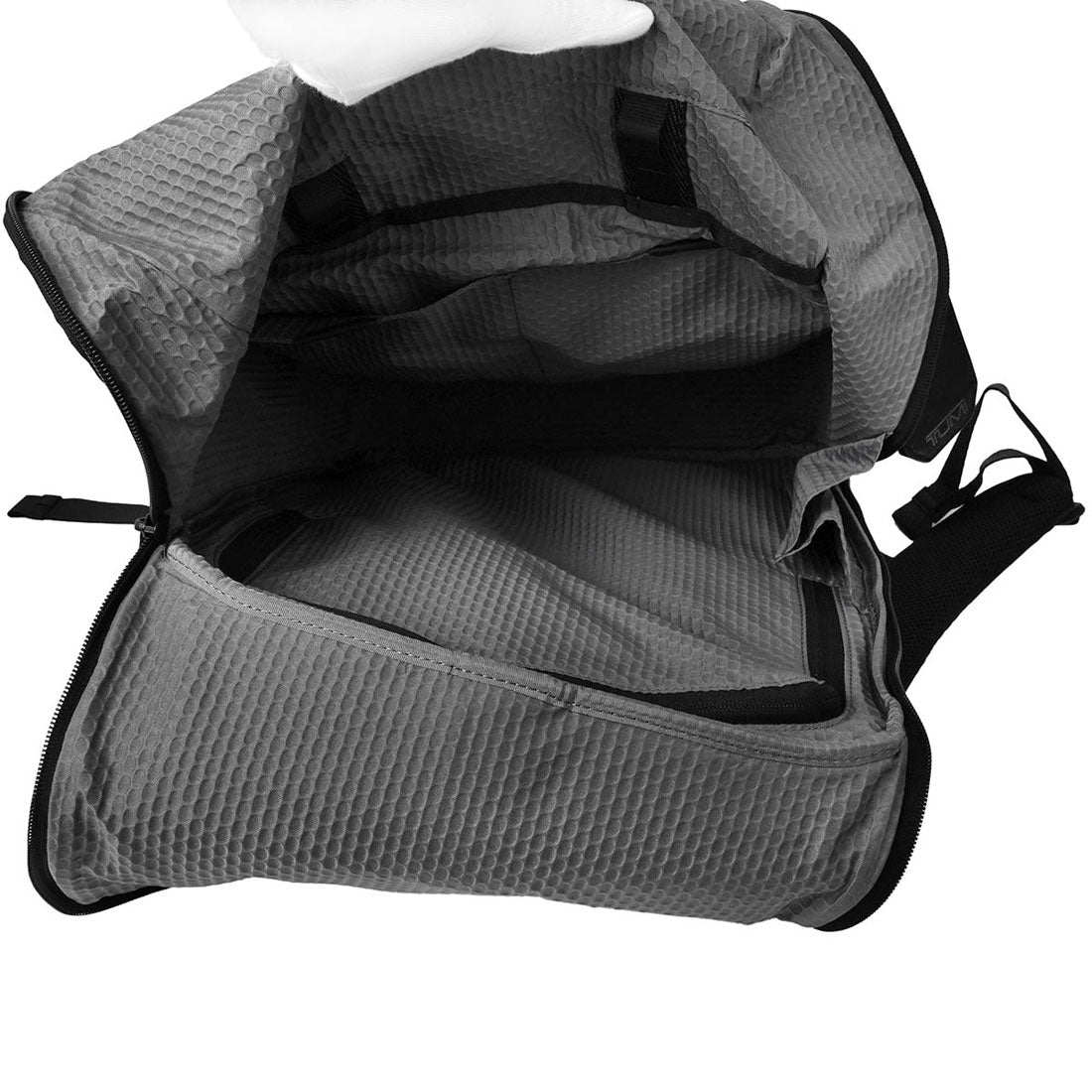 トゥミ TUMI リュックサック アルファブラボー SURVEILLANCE BACKPACK 0232841D/156488 1041 （ブラック） ブラック