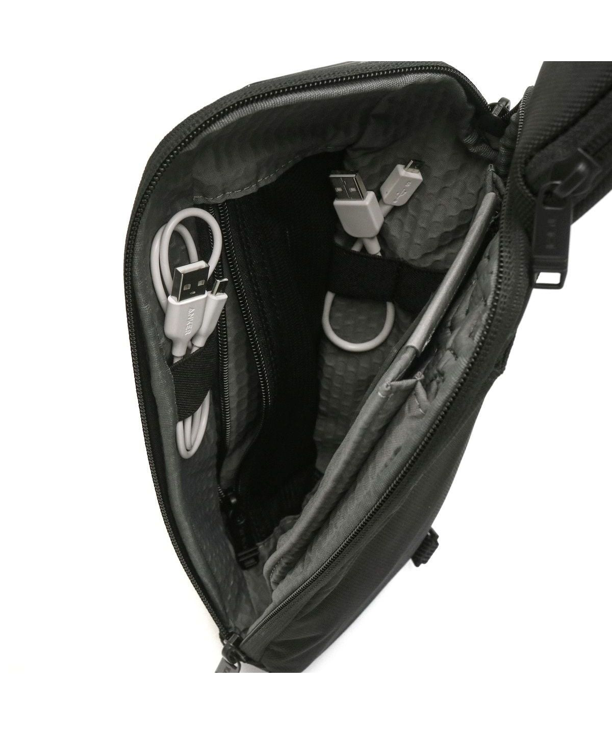 トゥミ TUMI 【日本正規品】トゥミ ボディバッグ TUMI スリングバッグ ALPHA BRAVO Esports 斜めがけ 縦型 eスポーツ 02325002 （ブラック） ブラック