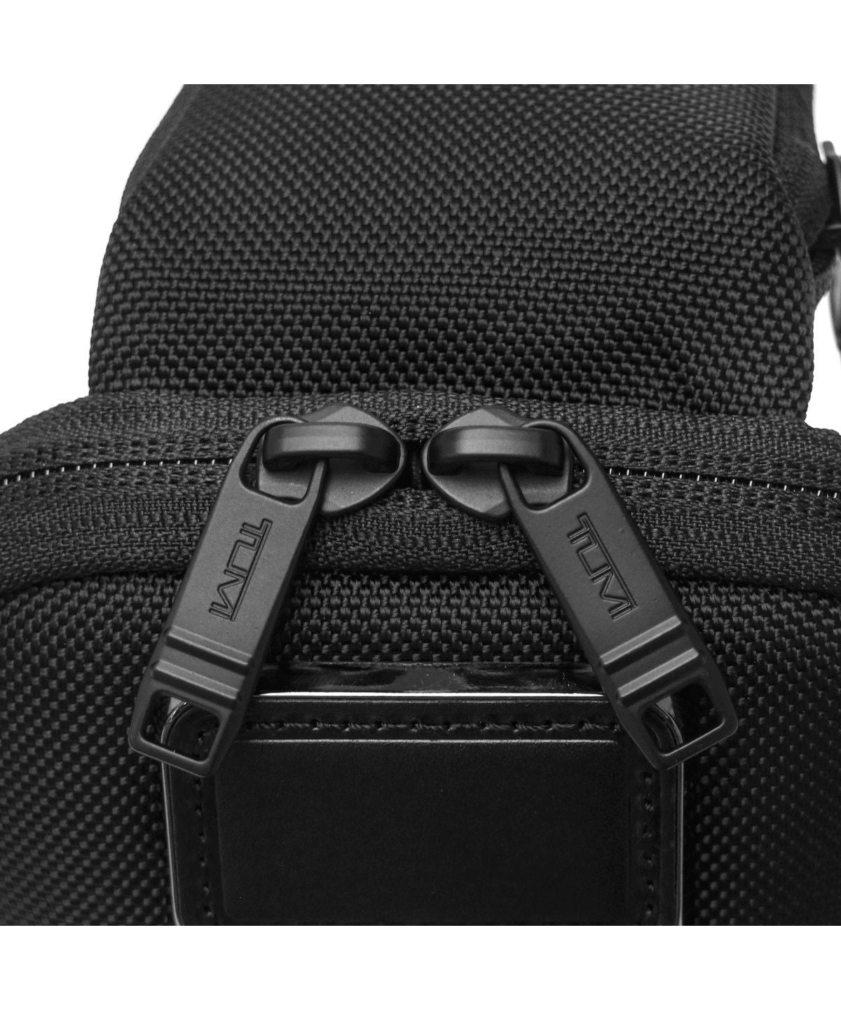 トゥミ TUMI 【日本正規品】トゥミ ボディバッグ TUMI スリングバッグ ALPHA BRAVO Esports 斜めがけ 縦型 eスポーツ 02325002 （ブラック） ブラック