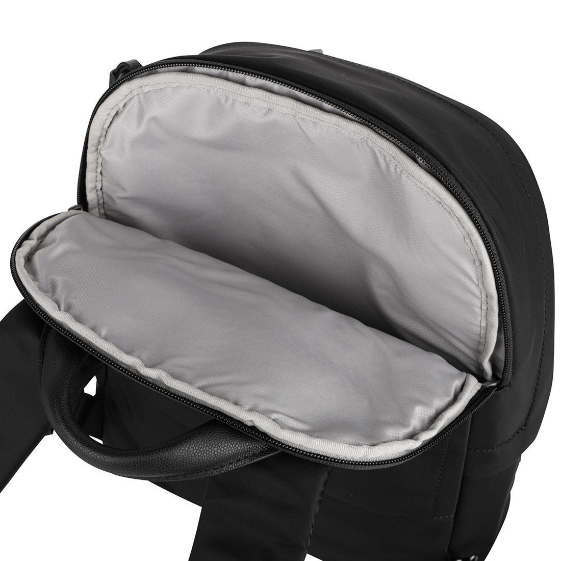 トゥミ TUMI リュックサック ヴォヤジュール デンバー バックパック 0196603DGM/146569 T522 BLACK/GUNMETAL