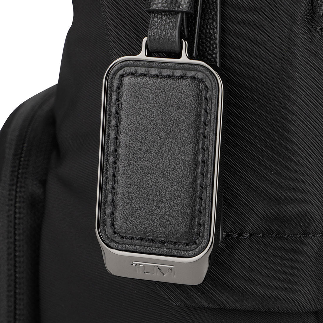 トゥミ TUMI リュックサック ヴォヤジュール デンバー バックパック 0196603DGM/146569 T522 BLACK/GUNMETAL