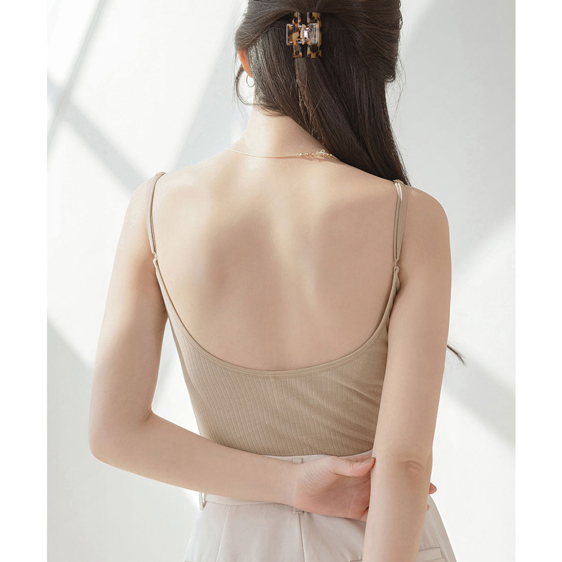 ツーハッチ tu-hacci カップ付き バックオープンブラトップキャミ （太リブ/モカ） 太リブ/モカ