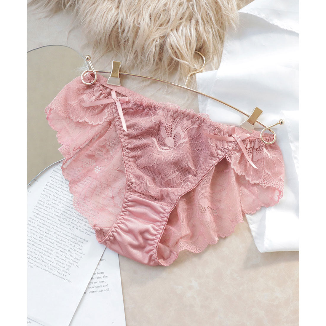 "Two Hatch tu-hacci Peony Lace Side Ribbon Shorts [Shorts Only] [Non-Returnable Item]"