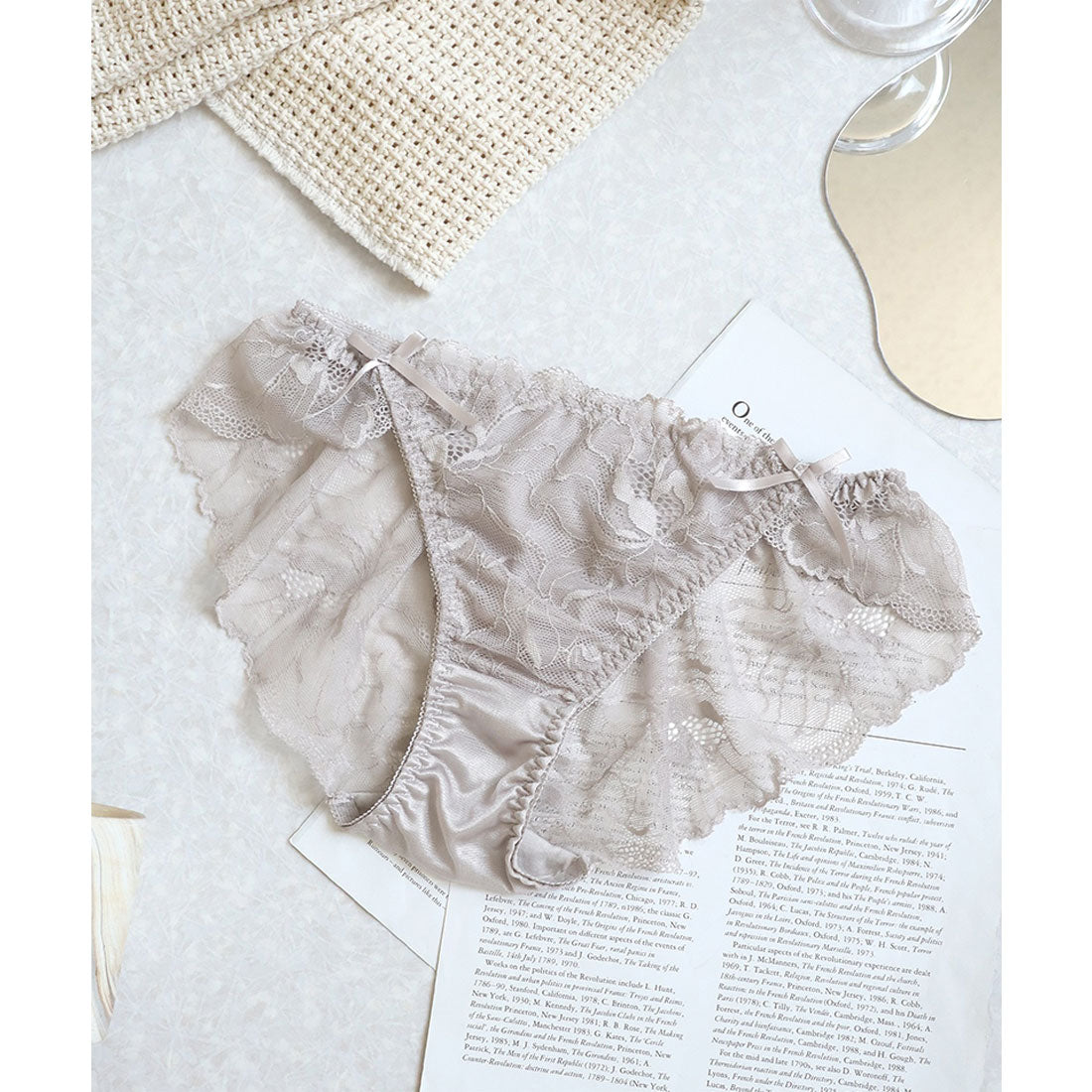 "Two Hatch tu-hacci Peony Lace Side Ribbon Shorts [Shorts Only] [Non-Returnable Item]"