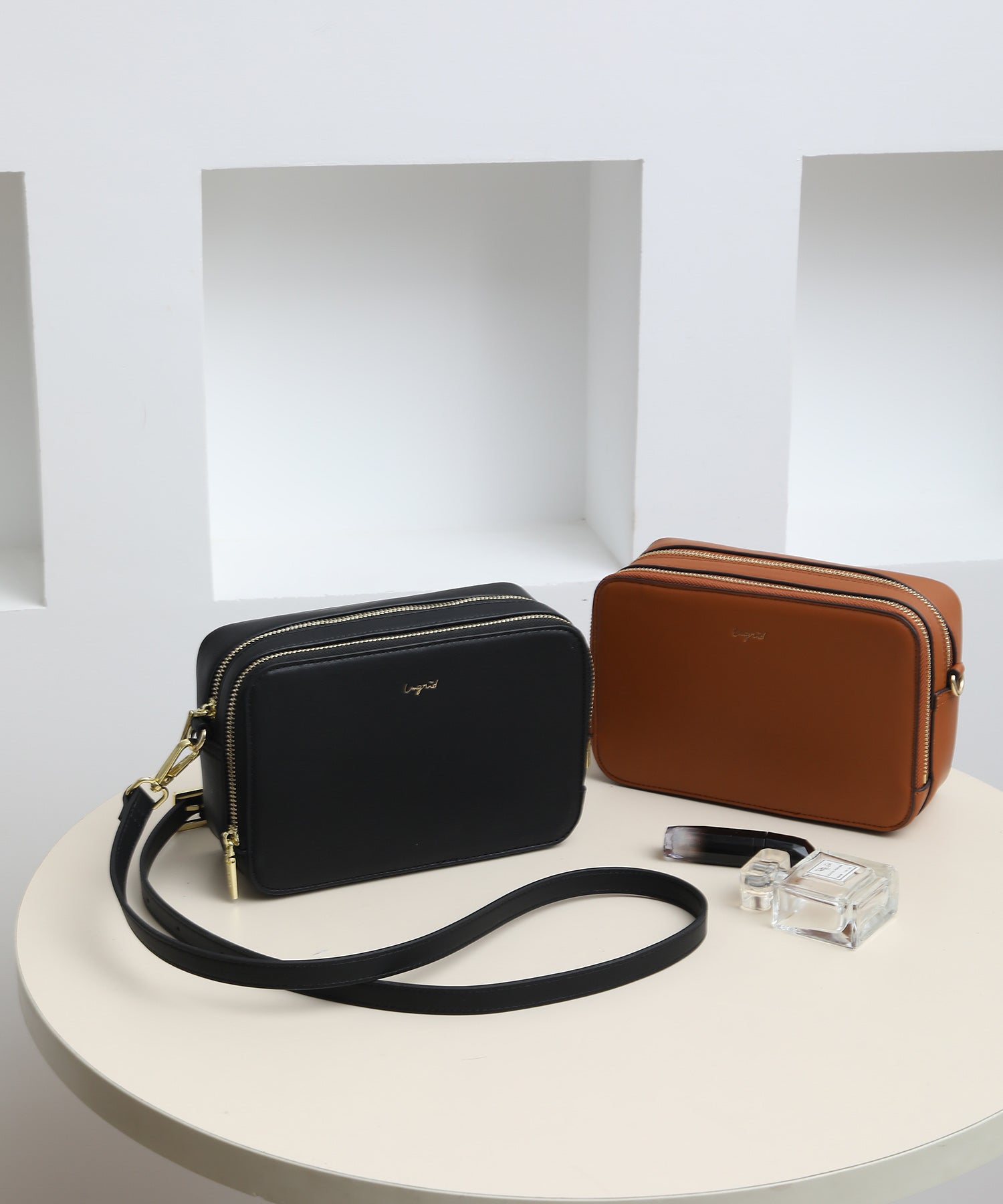 アングリッド Ungrid　お財布ショルダー