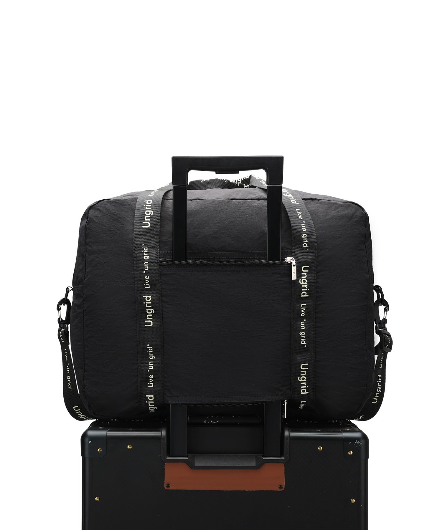 アングリッド Ungrid 撥水軽量ソフトナイロン ロゴテープ折り畳みラージボストンバッグ ブラック