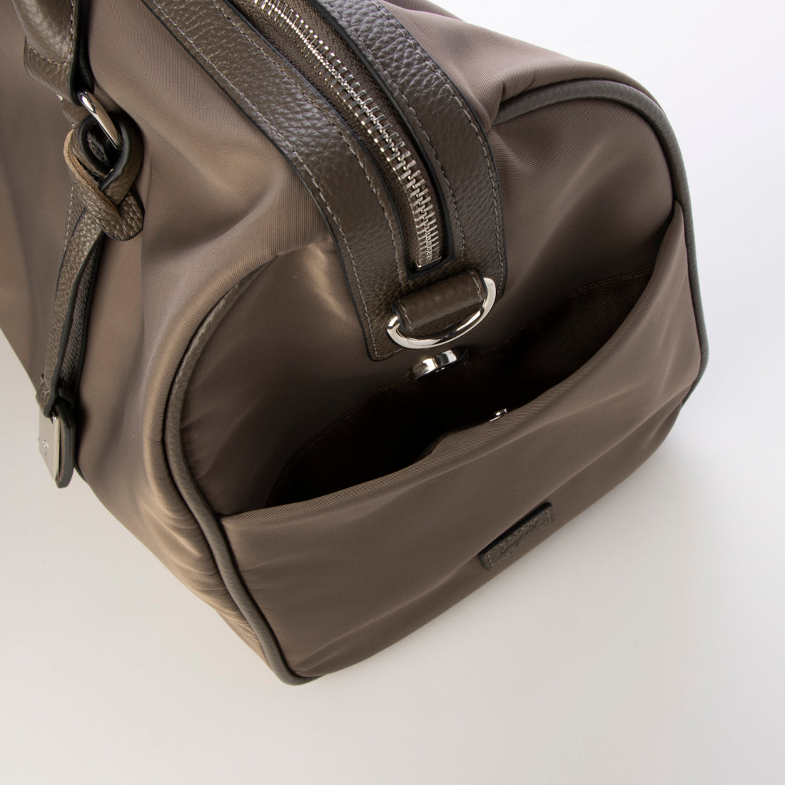 アングリッド Ungrid 牛革×ナイロン ラージボストンバッグ（旅行用キャリーオン） （GREGE） GREGE