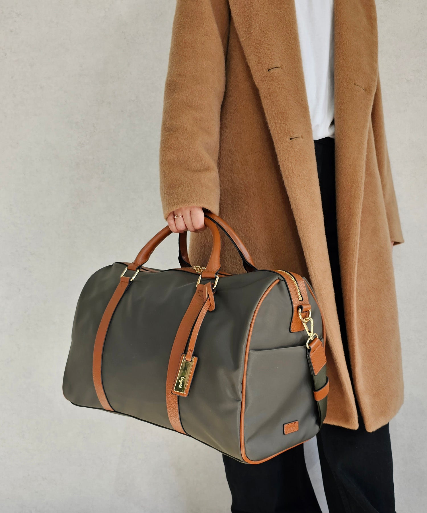 アングリッド Ungrid 牛革×ナイロン ラージボストンバッグ（旅行用キャリーオン） （KHA） KHA