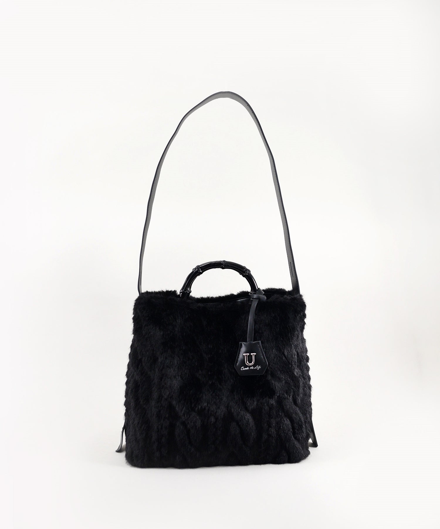 ユー U Sculpte【スキュルテ】ケーブルファーバンブー型ハンドルショルダーバッグ （ブラック） ブラック