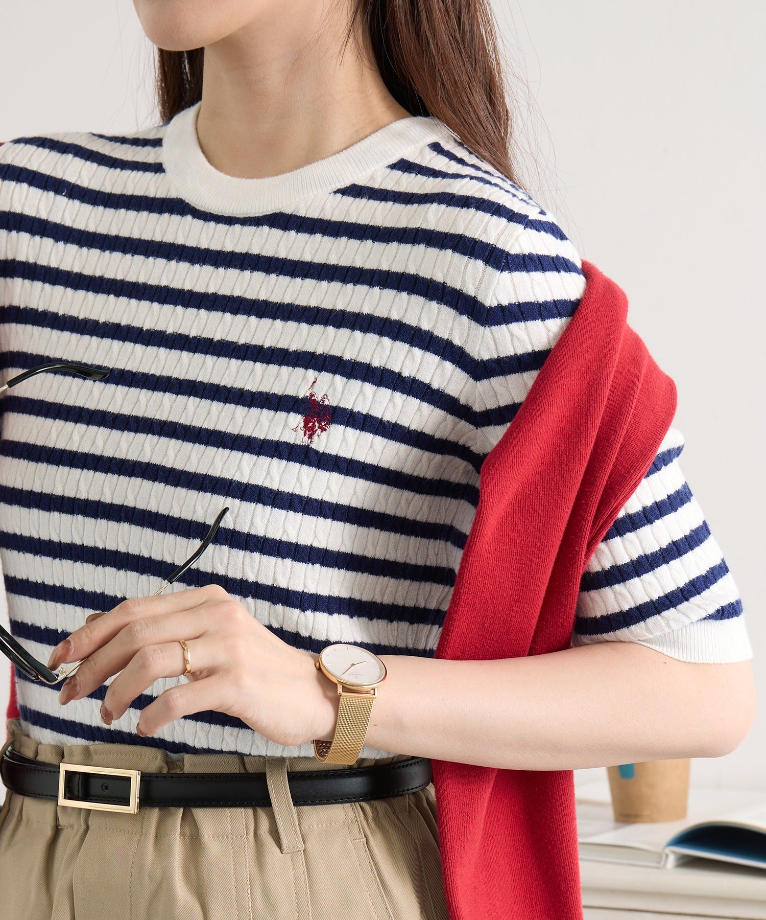 ユーエスポロアッスン U.S. POLO ASSN. ワンポイント刺繍 クルーネックケーブルニット （ホワイト×ネイビー） ホワイト×ネイビー
