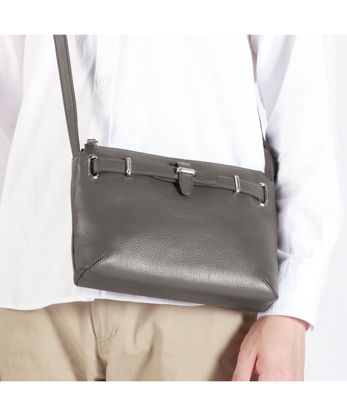 ペッレ モルビダ PELLE MORBIDA ペッレモルビダ ショルダーバッグ PELLE MORBIDA メイデン ボヤージュ 小さめ A5 サコッシュ 本革 Maiden Voyage MB081 （チャコールグレー） チャコールグレー
