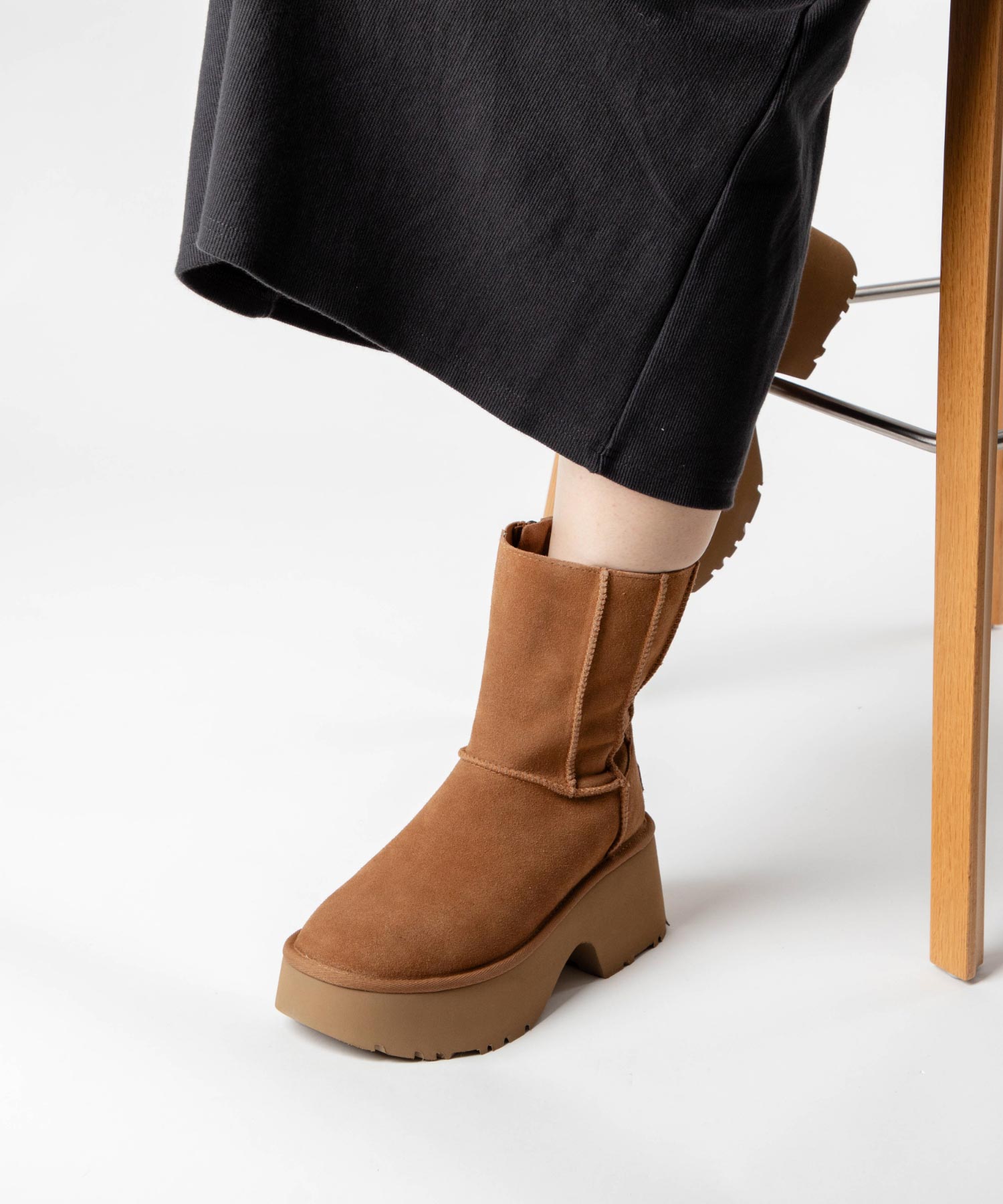 アグ UGG アグ UGG 1158313 ブーツ CLASSIC TWIN SEAM NEW HEIGHTS レディース シューズ 厚底ブーツ クラシック ツイン シーム ニュー ハイツ ムー （チェスナット） チェスナット