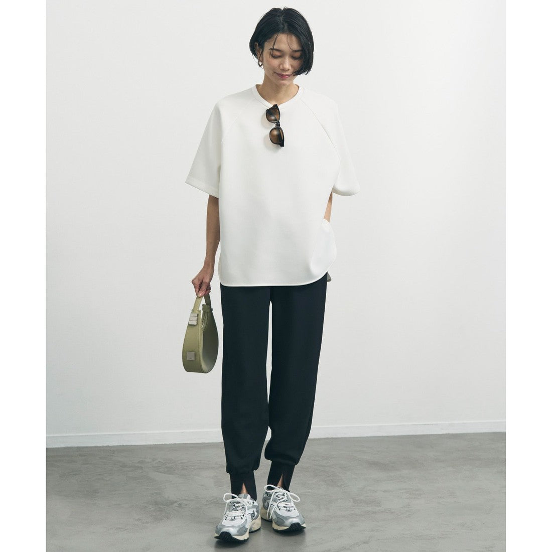 UNFILO BEAUTY FORM JERSEY light バックZIP プルオーバー （ブラック） ブラック
