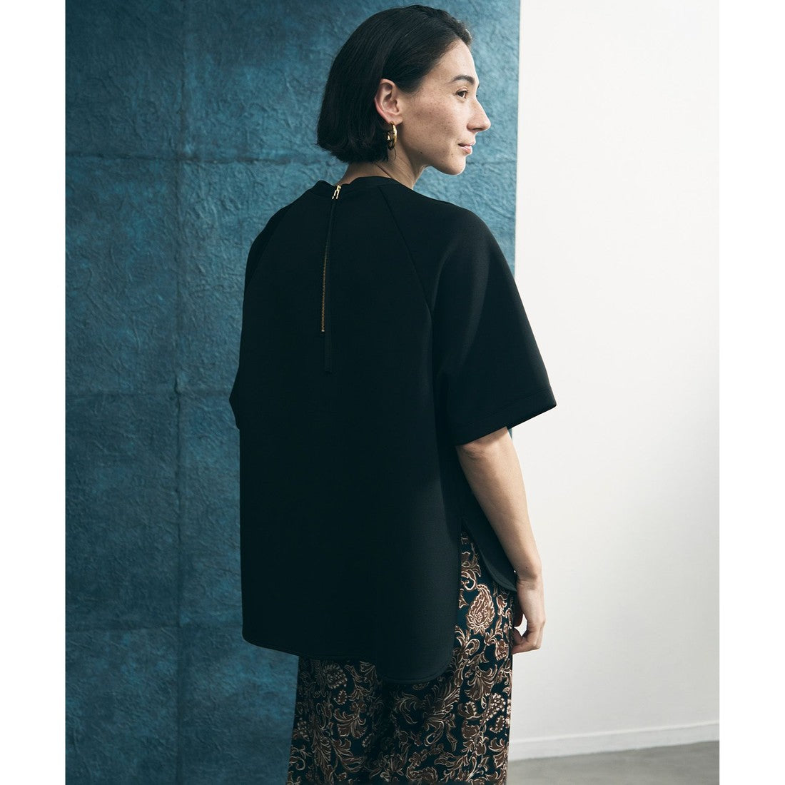 UNFILO BEAUTY FORM JERSEY light バックZIP プルオーバー （ブラック） ブラック
