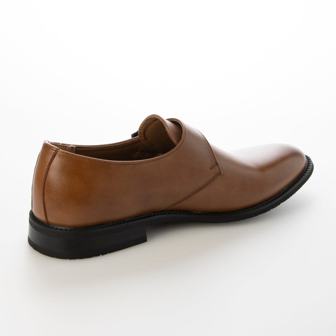 UN SNOBBISH Casual shoes