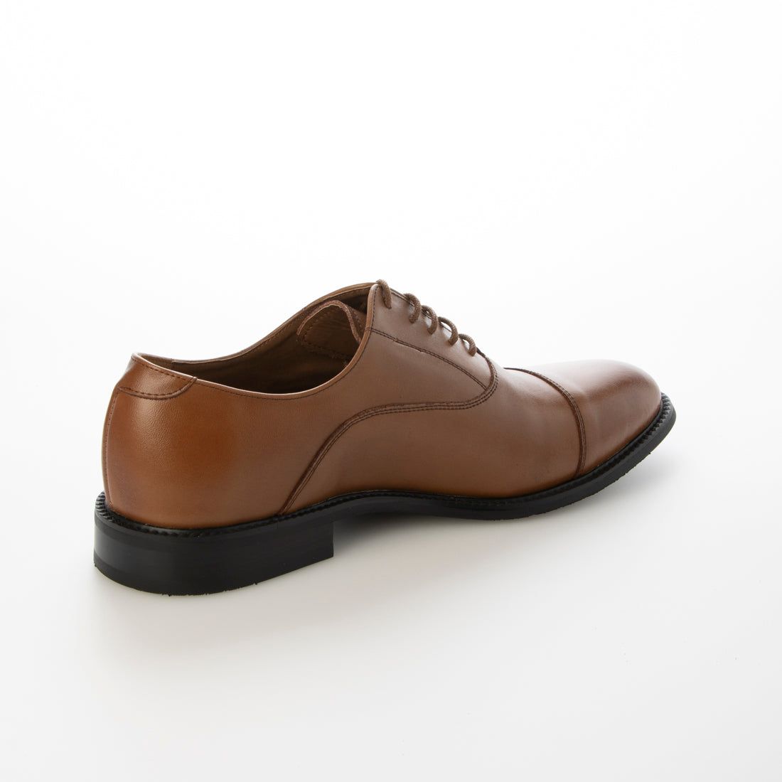UN SNOBBISH Casual shoes