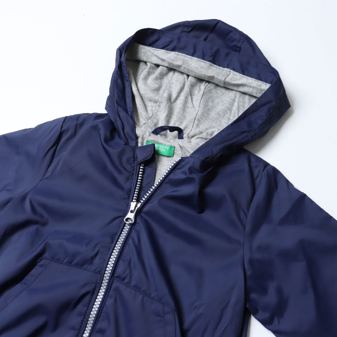 ユナイテッド カラーズ オブ ベネトン UNITED COLORS OF BENETTON. キッズジップアップフードドライパーカーB