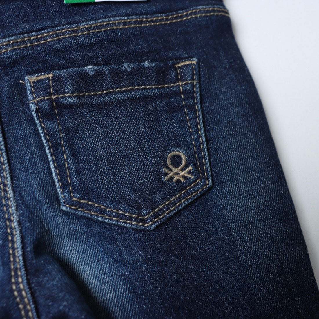 United Colors of Benetton UNITED COLORS OF BENETTON. Kids 5-pocket stretch flare denim pants G