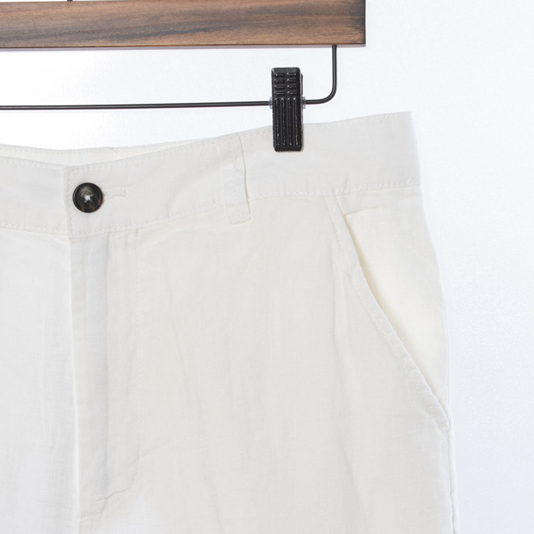 United Colors of Benetton UNITED COLORS OF BENETTON. 100% Linen Straight Chino Pants