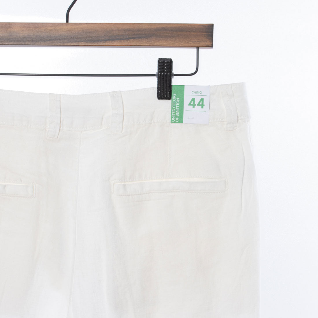 United Colors of Benetton UNITED COLORS OF BENETTON. 100% Linen Straight Chino Pants