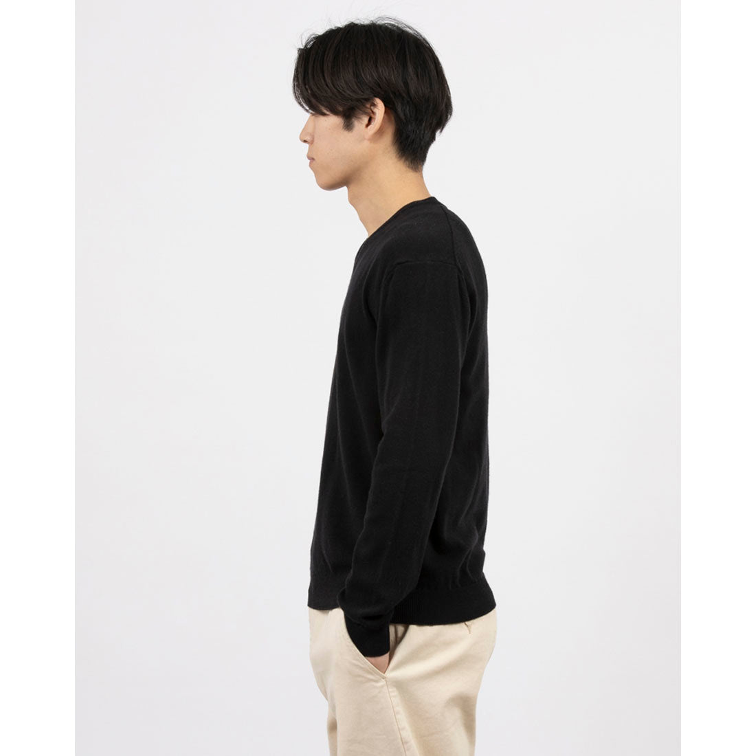 United Colors of Benetton UNITED COLORS OF BENETTON. Pure Merino Wool V-Neck Knit Sweater