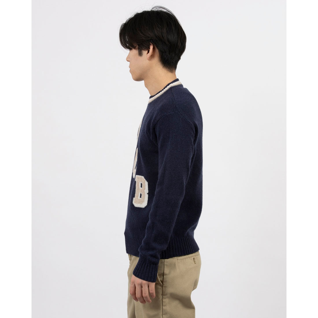 United Colors of Benetton. 100% Virgin Wool Front Design Crew Neck Knit Sweater