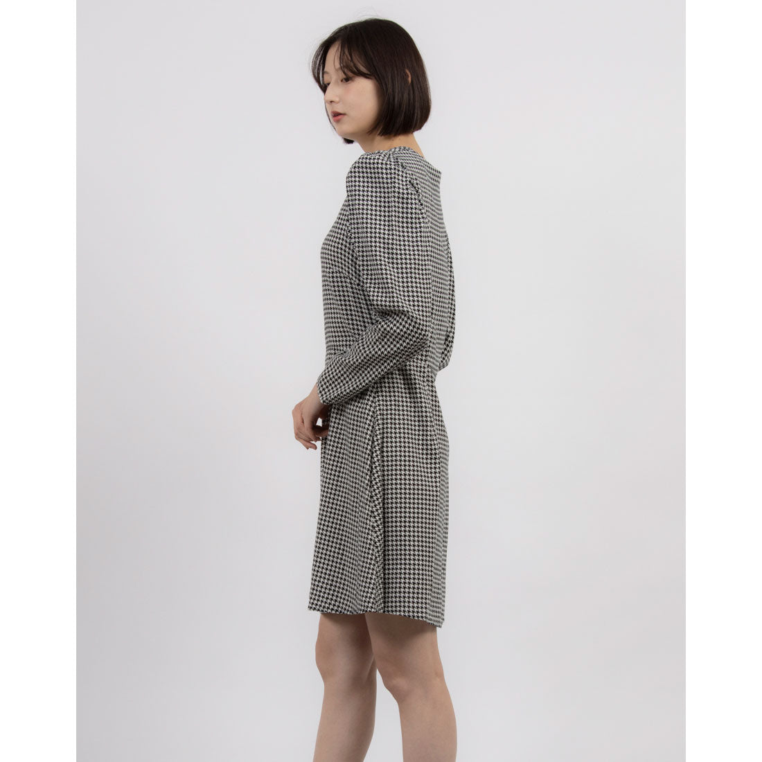 United Colors of Benetton UNITED COLORS OF BENETTON. 【GREEN B】Houndstooth  Pattern Power Shoulder V-Neck Dress