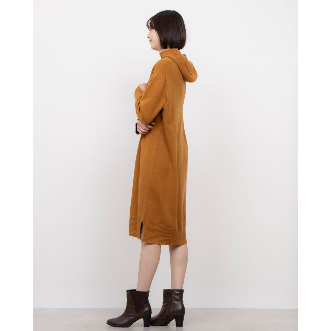 United Colors of Benetton. Hooded mid-length knit dress
