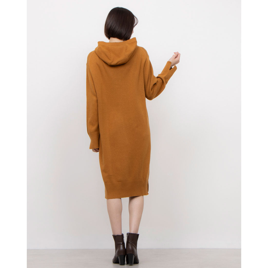 United Colors of Benetton. Hooded mid-length knit dress