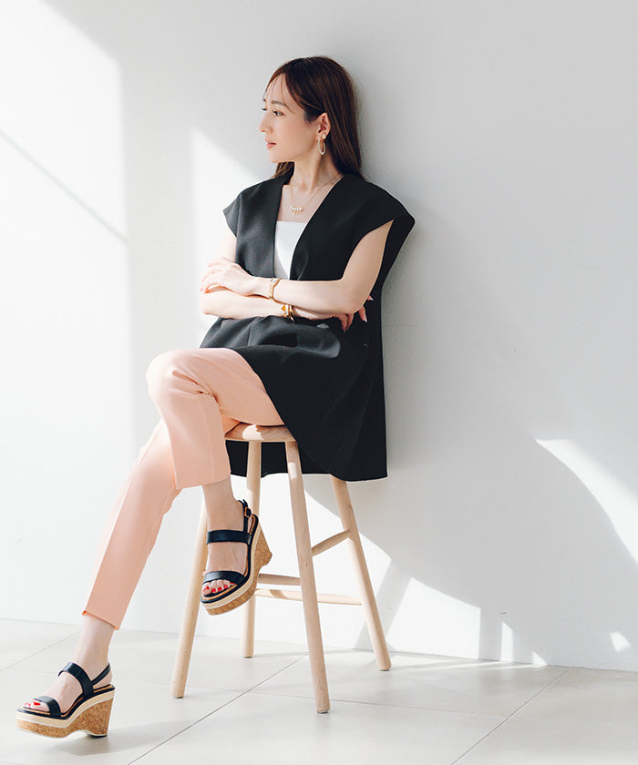 ur's ur's Deep V-Neck Flare Top