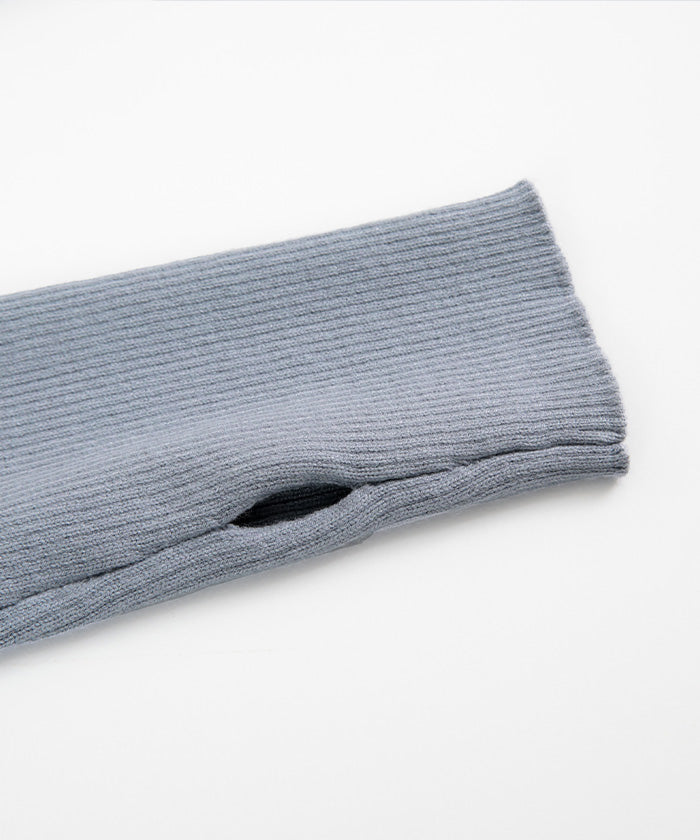 ユアーズ ur's フィンガーホール付リブタートルネックトップス （グレイッシュブルー） グレイッシュブルー