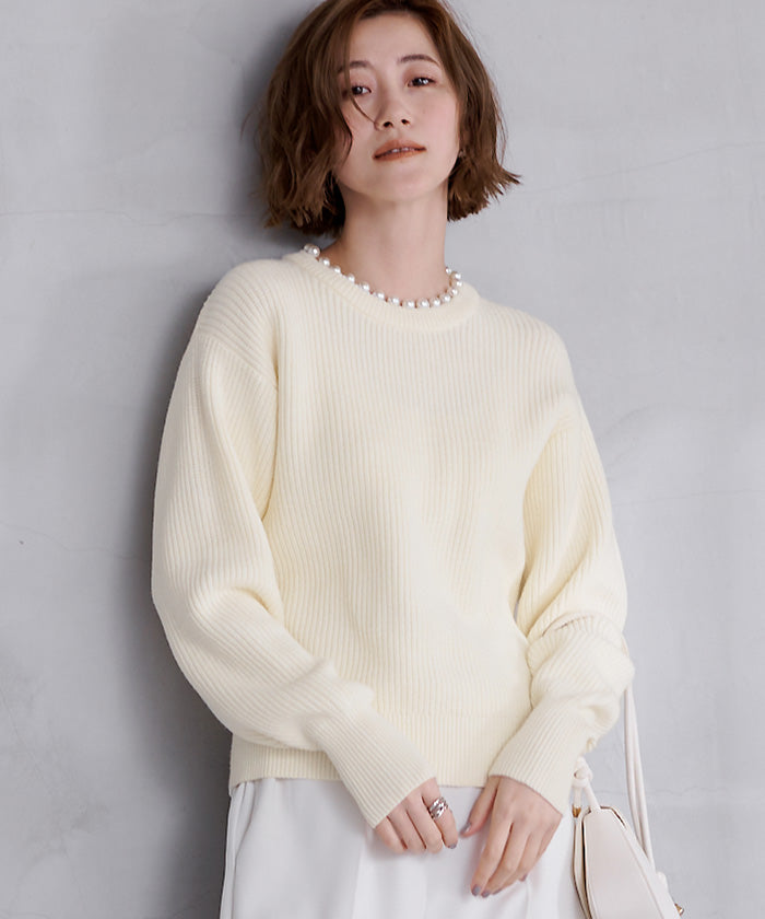 ユアーズ ur's パール付クルーネックニット,オフホワイト