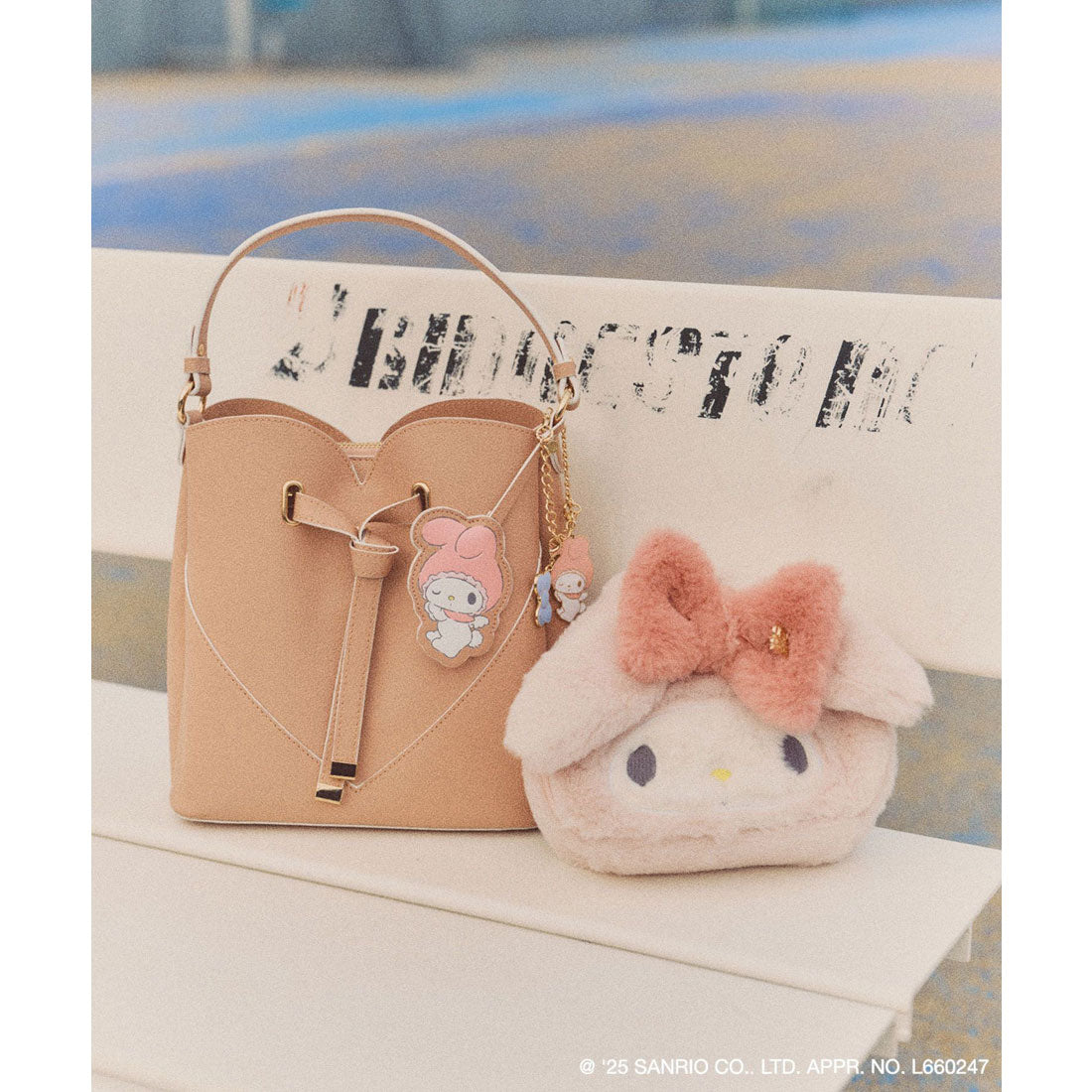 ビス VIS 【マイメロディ&クロミ】 VIS別注モデルハートカットバッグ＆チャームSET （ブラック（01）） ブラック（01）