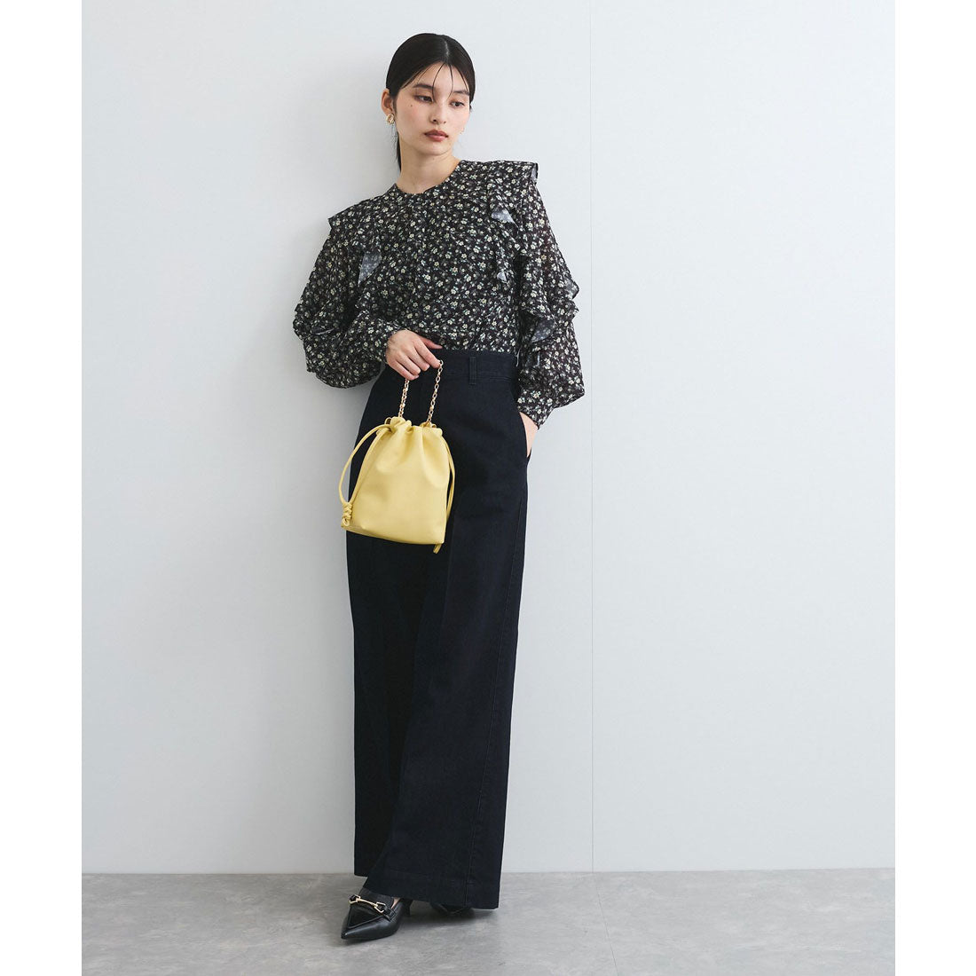 ビス VIS 【前後2WAY】ラッフルフリルブラウス （ブラック系（02）） ブラック系（02）