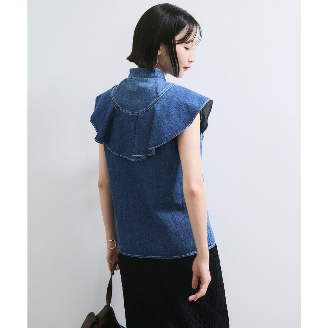 ビス VIS 2WAYデニムオフショルダーブラウス （サックス（48）） サックス（48）