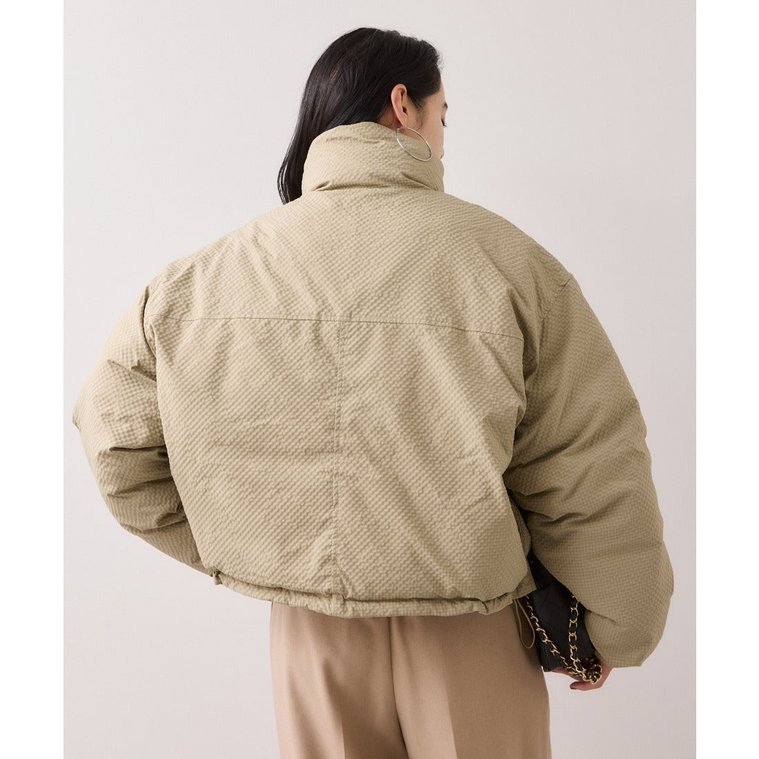 ビス VIS 【WEB限定】軽くてあたたかいパディングショートボリュームダウンブルゾン （ダークブラウン（20）） ダークブラウン（20）