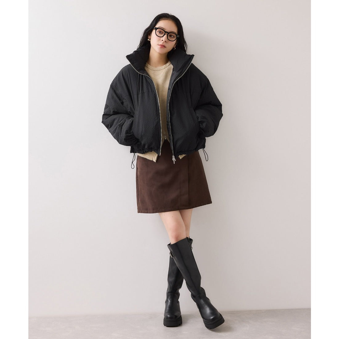 ビス VIS 【WEB限定】軽くてあたたかいパディングショートボリュームダウンブルゾン （ダークブラウン（20）） ダークブラウン（20）