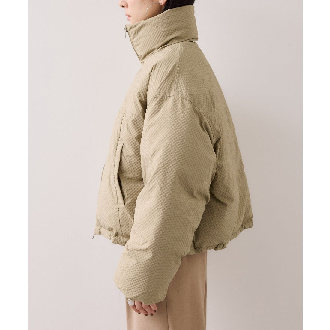 ビス VIS 【WEB限定】軽くてあたたかいパディングショートボリュームダウンブルゾン （ダークブラウン（20）） ダークブラウン（20）