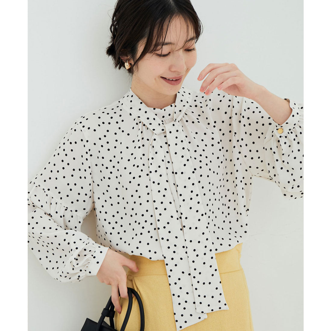 ビス VIS 【鎌倉シャツ×VIS】【マルチWAY】ボウタイ付きボリューム袖ブラウス （ラベンダー系（53）） ラベンダー系（53）