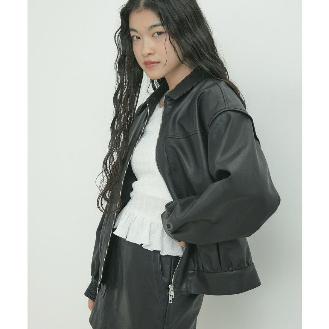 ビス VIS シンセティックレザーミニスカート