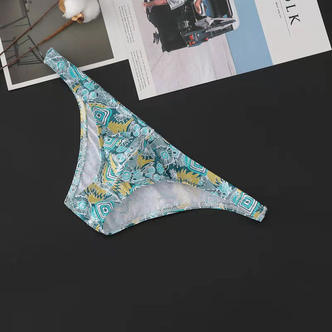 Vanilla Men's Sexy Patterned Bikini Briefs [Non-returnable item]